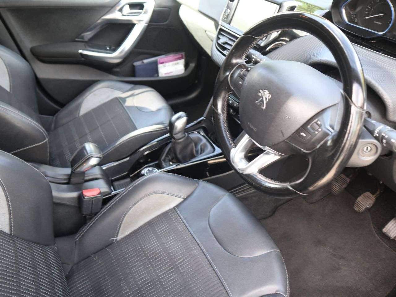2016 PEUGEOT 2008 2016 PEUGEOT 2008