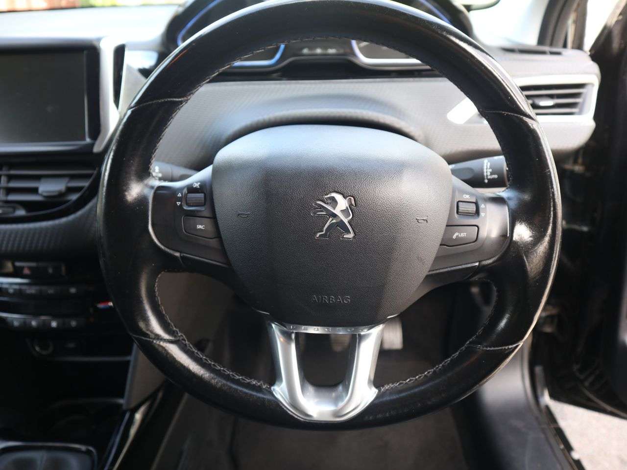 2016 PEUGEOT 2008 2016 PEUGEOT 2008