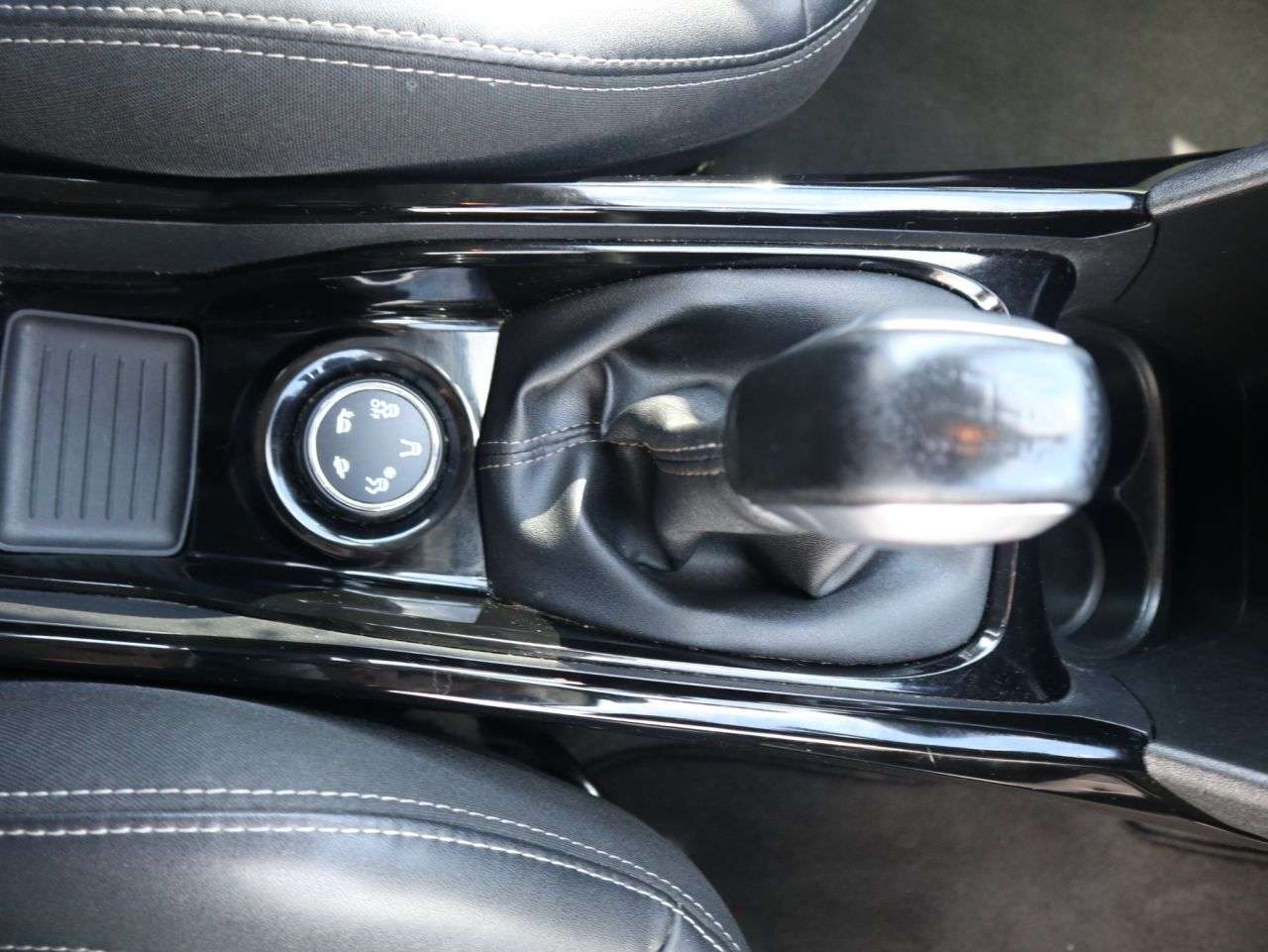 2016 PEUGEOT 2008 2016 PEUGEOT 2008
