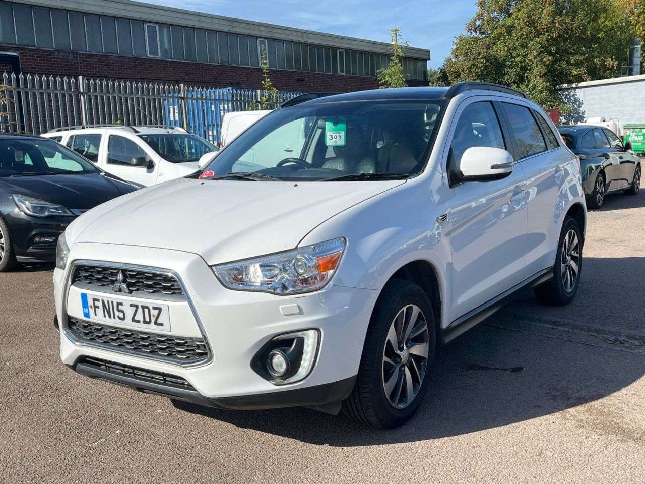 A 2015 MITSUBISHI ASX 1.8D 4 SUV 5dr Diesel Manual 4WD Euro 5 (114 ps) *2 YEAR WTY FROM £99 + 12 A 2015 MITSUBISHI ASX 1.8D 4 SUV 5dr Diesel Manual 4WD Euro 5 (114 ps) *2 YEAR WTY FROM £99 + 12