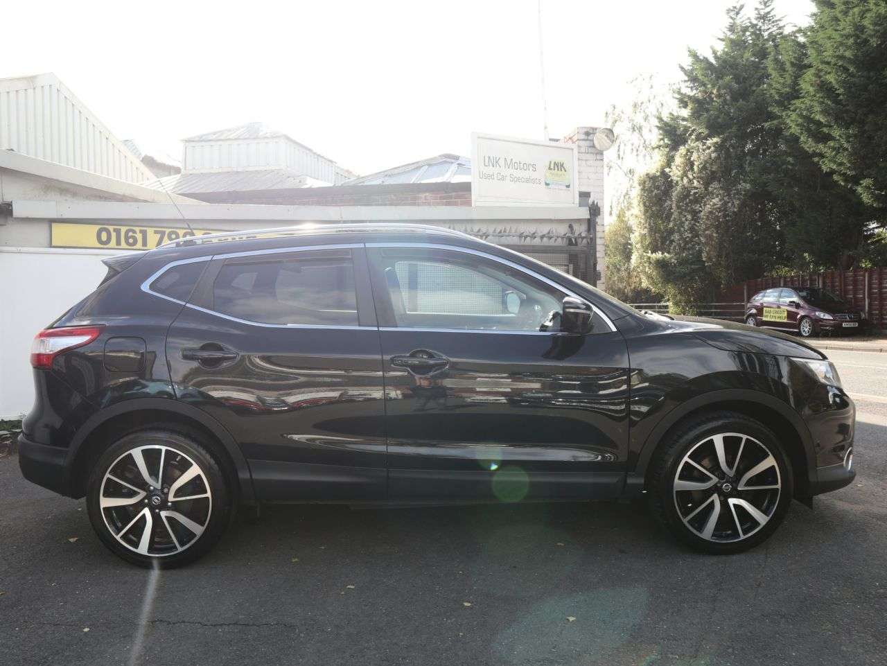 A 2014 NISSAN QASHQAI 1.5 dCi Tekna SUV 5dr Diesel Manual 2WD Euro 5 (s/s) (110 ps) *2 YEAR WTY F A 2014 NISSAN QASHQAI 1.5 dCi Tekna SUV 5dr Diesel Manual 2WD Euro 5 (s/s) (110 ps) *2 YEAR WTY F