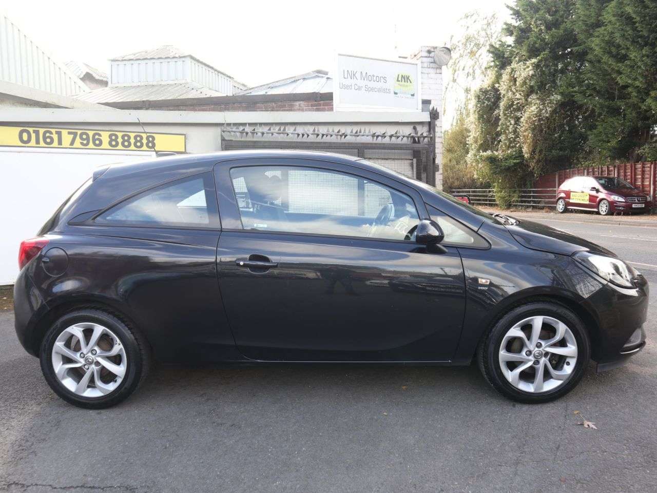 A 2017 VAUXHALL CORSA 1.4i ecoFLEX Energy Hatchback 3dr Petrol Manual Euro 6 (a/c) (75 ps) *2 YEA A 2017 VAUXHALL CORSA 1.4i ecoFLEX Energy Hatchback 3dr Petrol Manual Euro 6 (a/c) (75 ps) *2 YEA