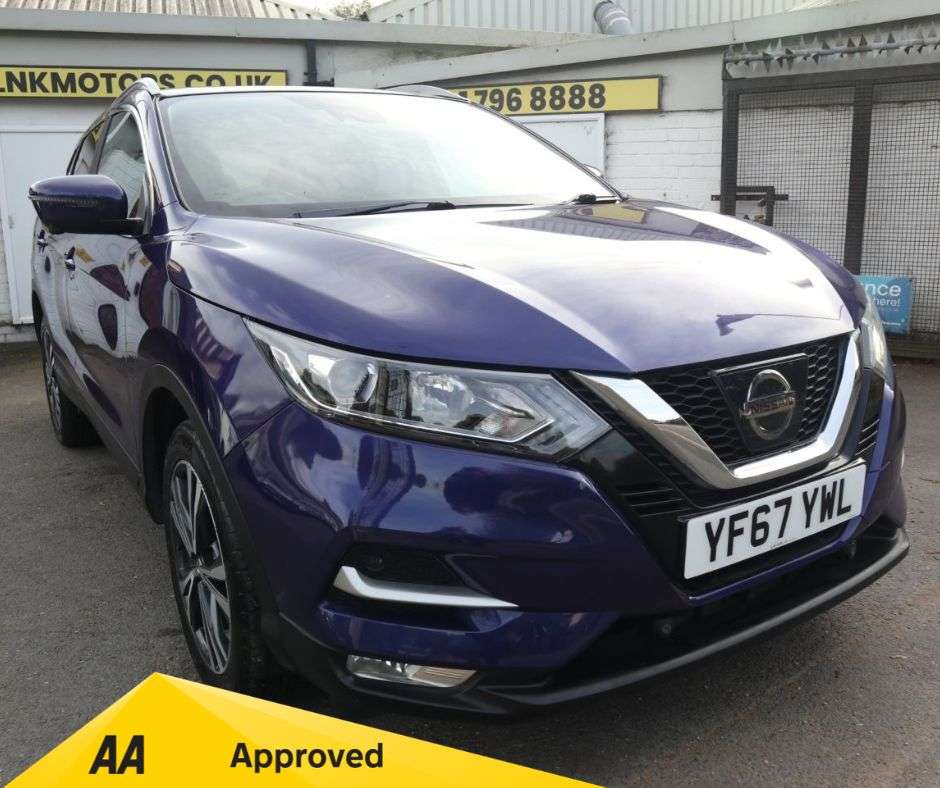 A 2017 NISSAN QASHQAI 1.5 dCi N-Connecta SUV 5dr Diesel Manual Euro 6 (s/s) (110 ps) *2 YEAR WTY A 2017 NISSAN QASHQAI 1.5 dCi N-Connecta SUV 5dr Diesel Manual Euro 6 (s/s) (110 ps) *2 YEAR WTY