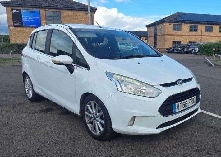 A 2016 FORD B-MAX 1.5 TDCi Titanium MPV 5dr Diesel Manual Euro 6 (s/s) (95 ps) *2 YEAR WTY FR A 2016 FORD B-MAX 1.5 TDCi Titanium MPV 5dr Diesel Manual Euro 6 (s/s) (95 ps) *2 YEAR WTY FR