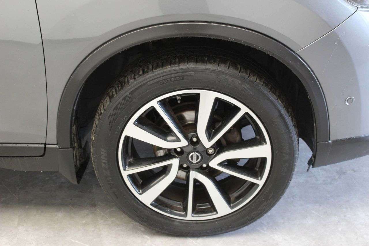 A 2016 NISSAN X-TRAIL 1.6 dCi Tekna SUV 5dr Diesel Manual Euro 6 (s/s) (130 ps) *2 YEAR WTY FROM A 2016 NISSAN X-TRAIL 1.6 dCi Tekna SUV 5dr Diesel Manual Euro 6 (s/s) (130 ps) *2 YEAR WTY FROM