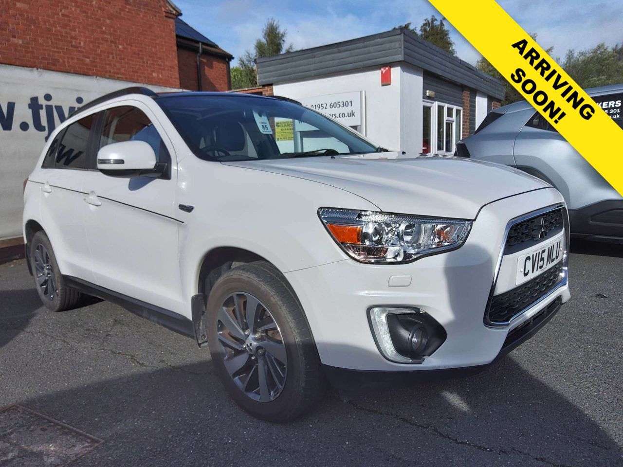 A 2015 MITSUBISHI ASX 1.8D 4 SUV 5dr Diesel Manual 4WD Euro 5 (114 ps) *2 YEAR WTY FROM £99 + 12 A 2015 MITSUBISHI ASX 1.8D 4 SUV 5dr Diesel Manual 4WD Euro 5 (114 ps) *2 YEAR WTY FROM £99 + 12