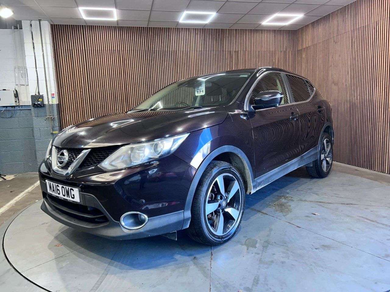 A 2016 NISSAN QASHQAI 1.5 dCi N-Connecta SUV 5dr Diesel Manual 2WD Euro 6 (s/s) (110 ps) *2 YEAR A 2016 NISSAN QASHQAI 1.5 dCi N-Connecta SUV 5dr Diesel Manual 2WD Euro 6 (s/s) (110 ps) *2 YEAR