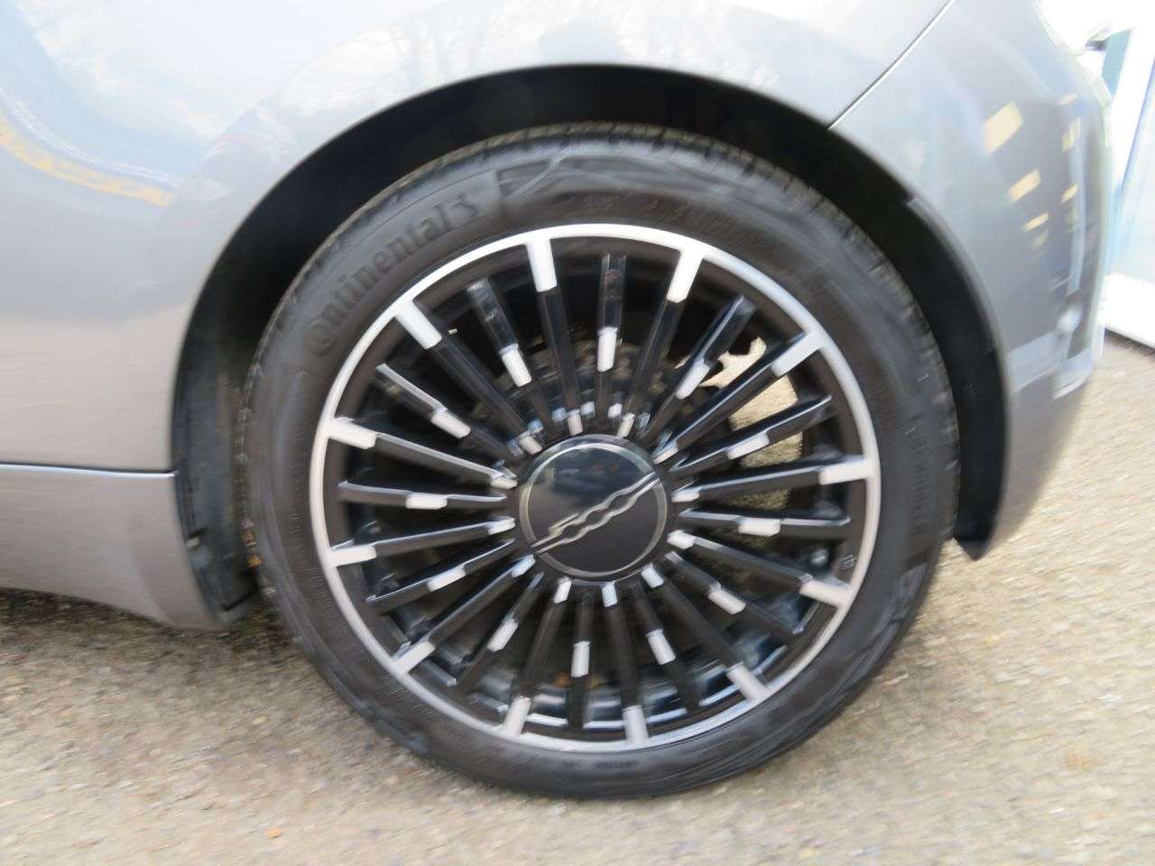 2021 FIAT 500E C 2021 FIAT 500E C