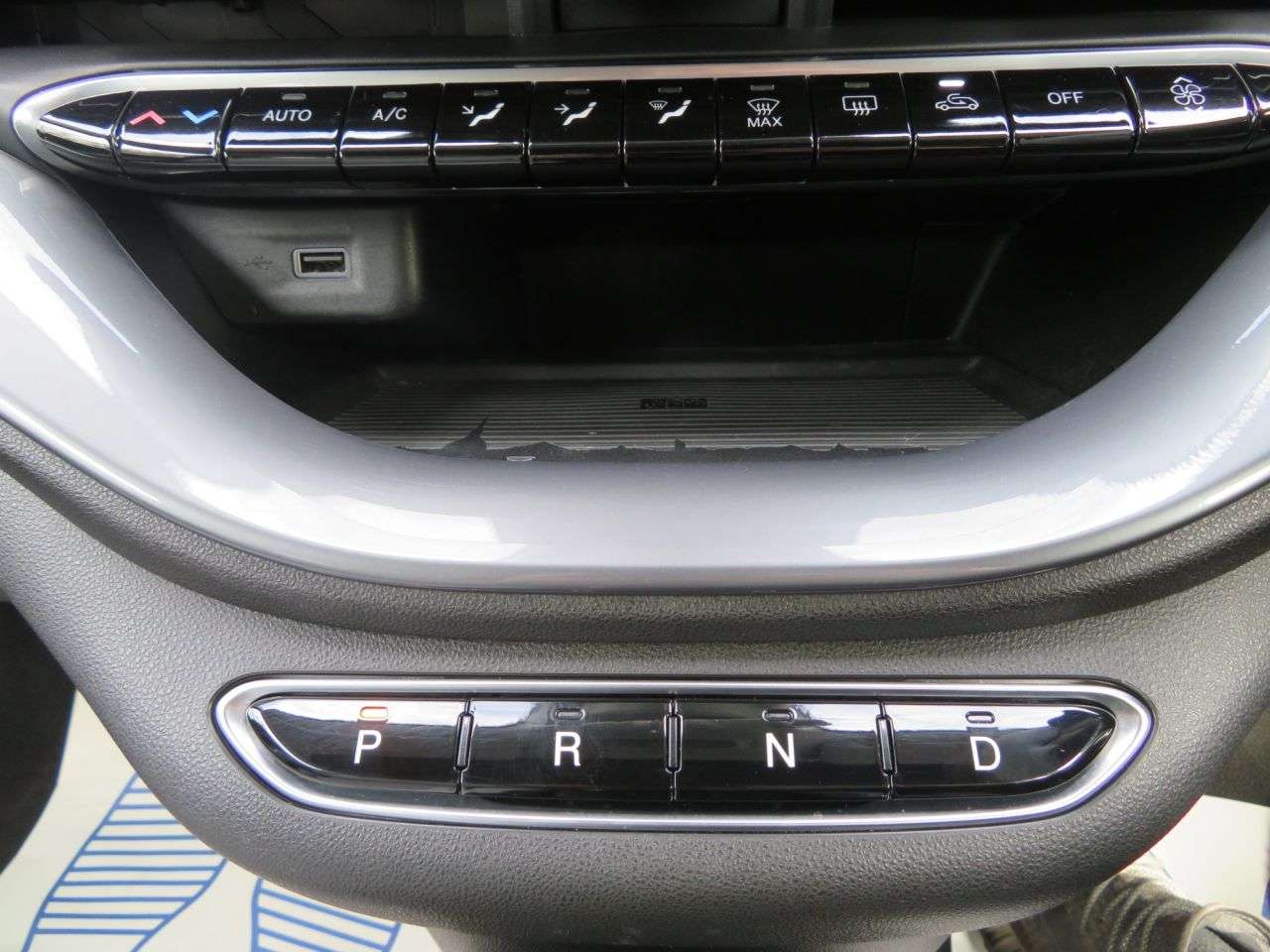 2021 FIAT 500E C 2021 FIAT 500E C