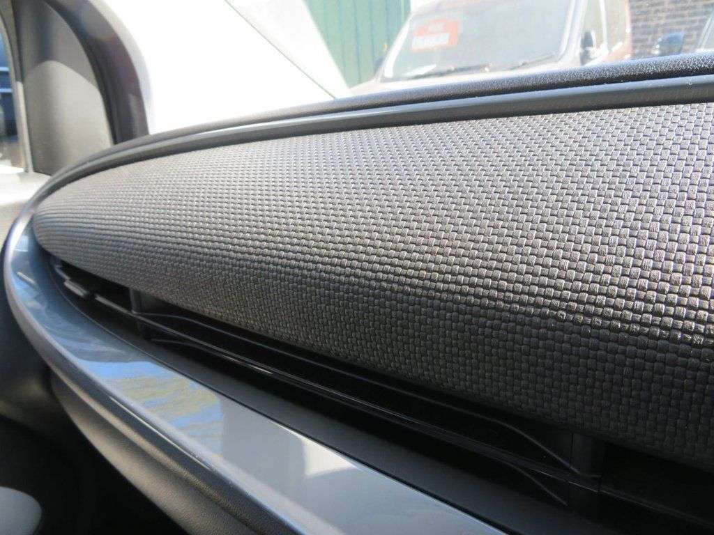 2021 FIAT 500E C 2021 FIAT 500E C