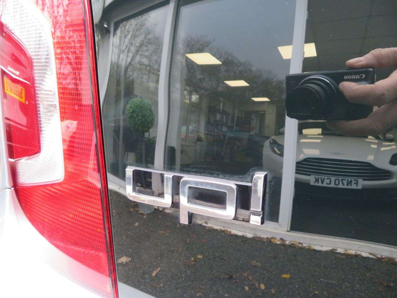 2015 VOLKSWAGEN UP! 2015 VOLKSWAGEN UP!