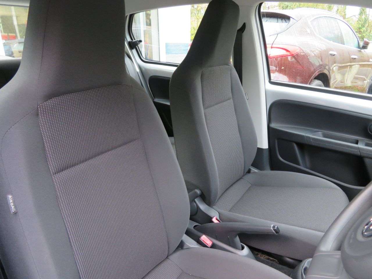 2015 VOLKSWAGEN UP! 2015 VOLKSWAGEN UP!