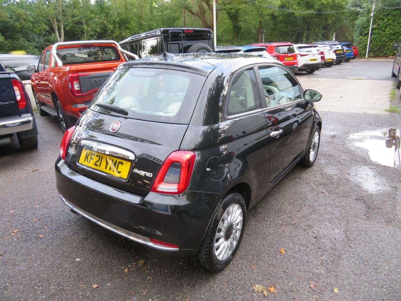 A 2021 FIAT 500 1.0 MHEV Lounge Hatchback 3dr Petrol Manual Euro 6 (s/s) (70 bhp) SUNROOF + A 2021 FIAT 500 1.0 MHEV Lounge Hatchback 3dr Petrol Manual Euro 6 (s/s) (70 bhp) SUNROOF +
