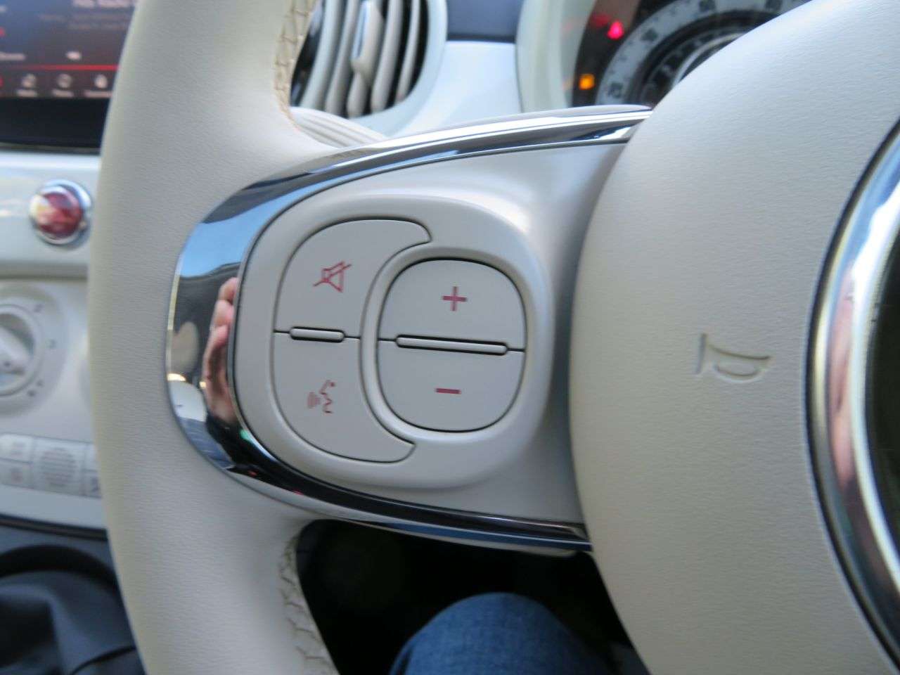 2021 FIAT 500 2021 FIAT 500