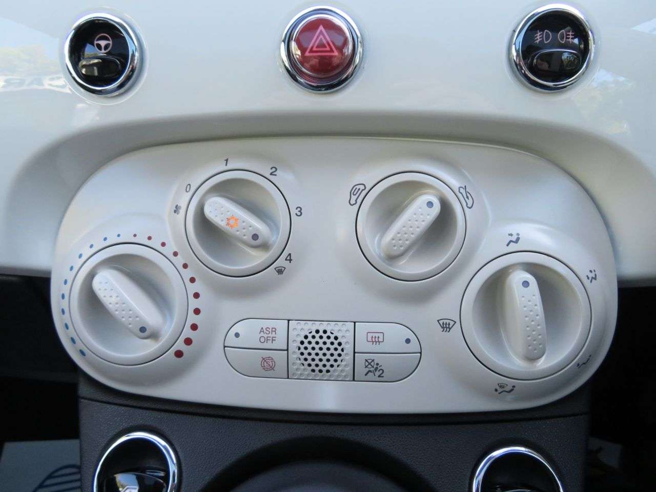 2021 FIAT 500 2021 FIAT 500