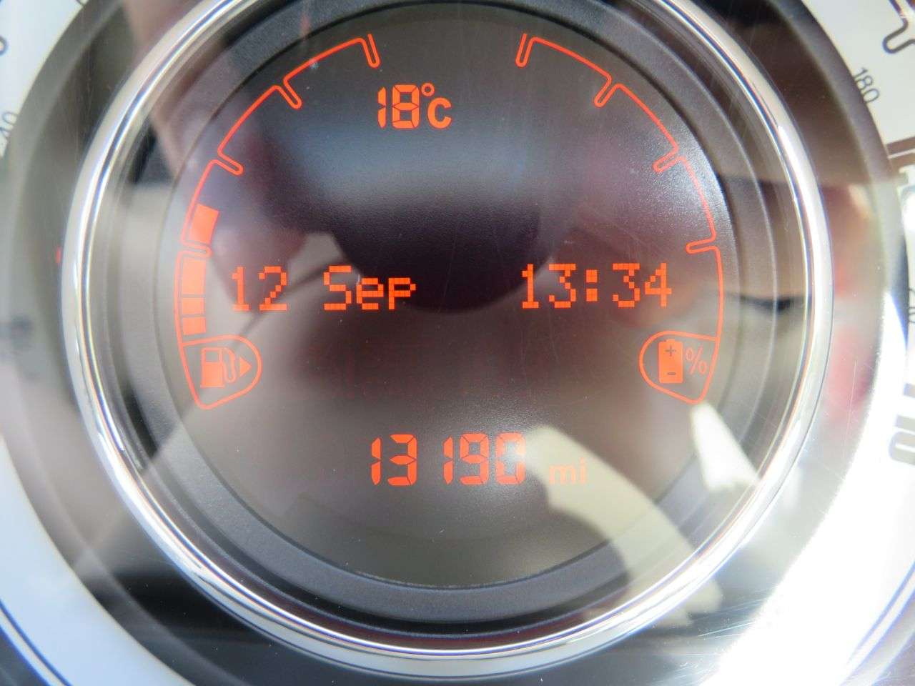 A 2020 FIAT 500 1.0 MHEV Lounge Hatchback 3dr Petrol Manual Euro 6 (s/s) (70 bhp) 7" APPLE A 2020 FIAT 500 1.0 MHEV Lounge Hatchback 3dr Petrol Manual Euro 6 (s/s) (70 bhp) 7" APPLE