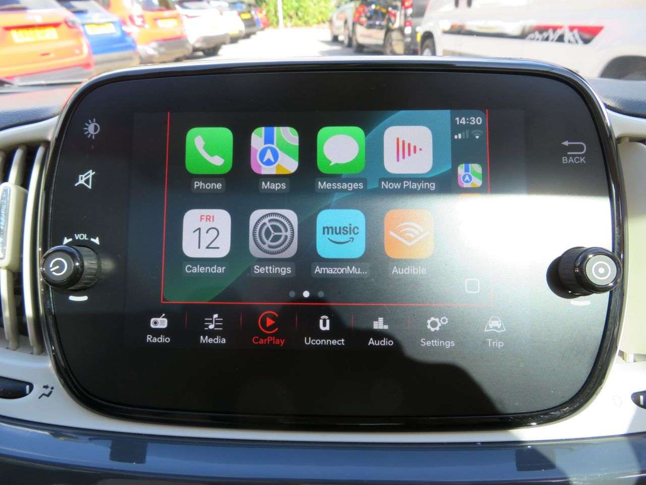 A 2020 FIAT 500 1.0 MHEV Lounge Hatchback 3dr Petrol Manual Euro 6 (s/s) (70 bhp) 7" APPLE A 2020 FIAT 500 1.0 MHEV Lounge Hatchback 3dr Petrol Manual Euro 6 (s/s) (70 bhp) 7" APPLE