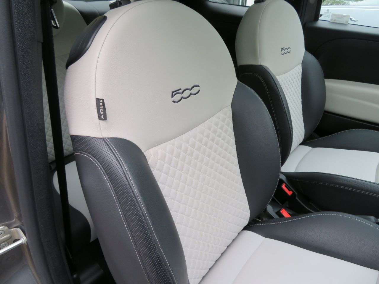 2022 FIAT 500 2022 FIAT 500