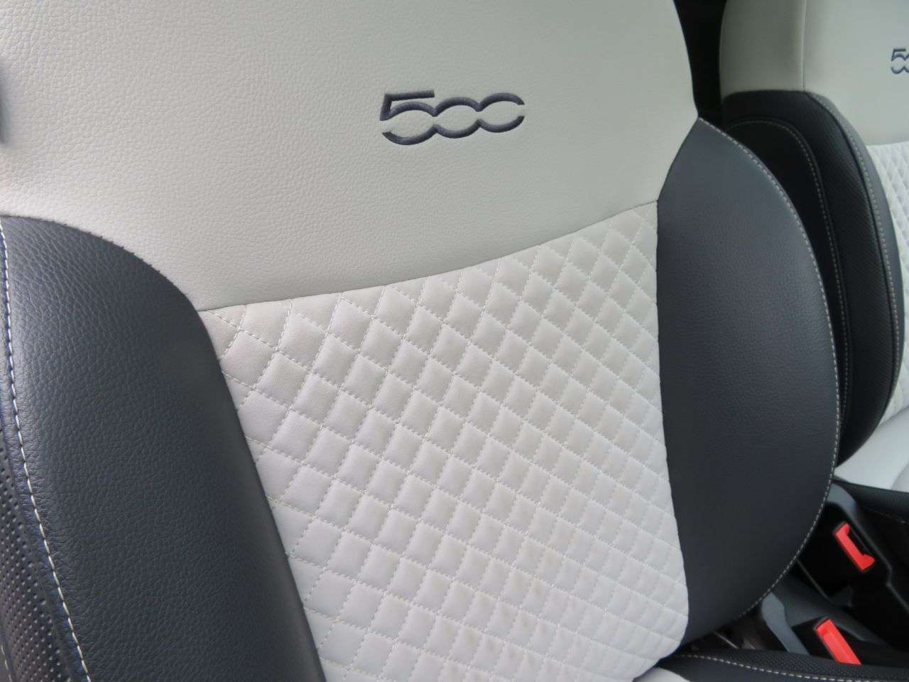 2022 FIAT 500 2022 FIAT 500