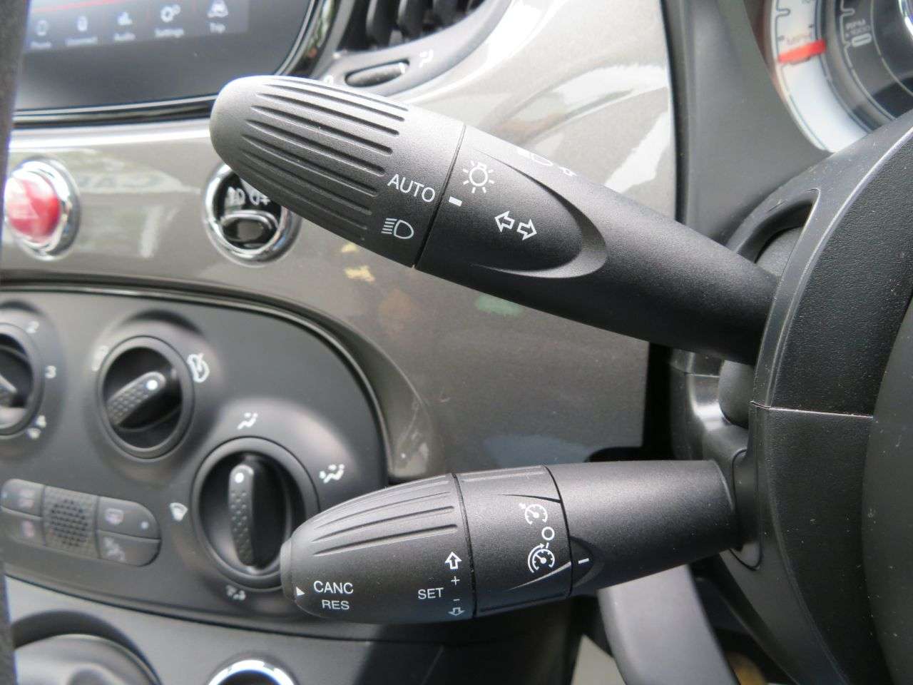 2022 FIAT 500 2022 FIAT 500