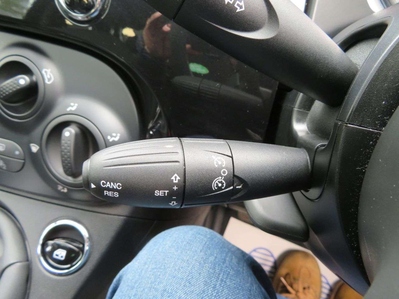 2023 FIAT 500 2023 FIAT 500