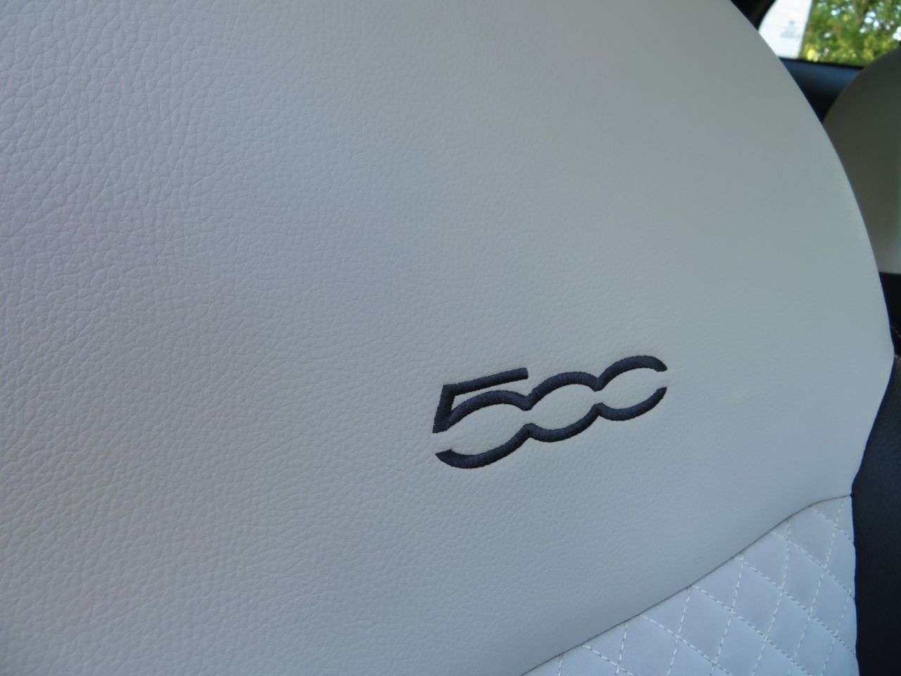 2022 FIAT 500 2022 FIAT 500