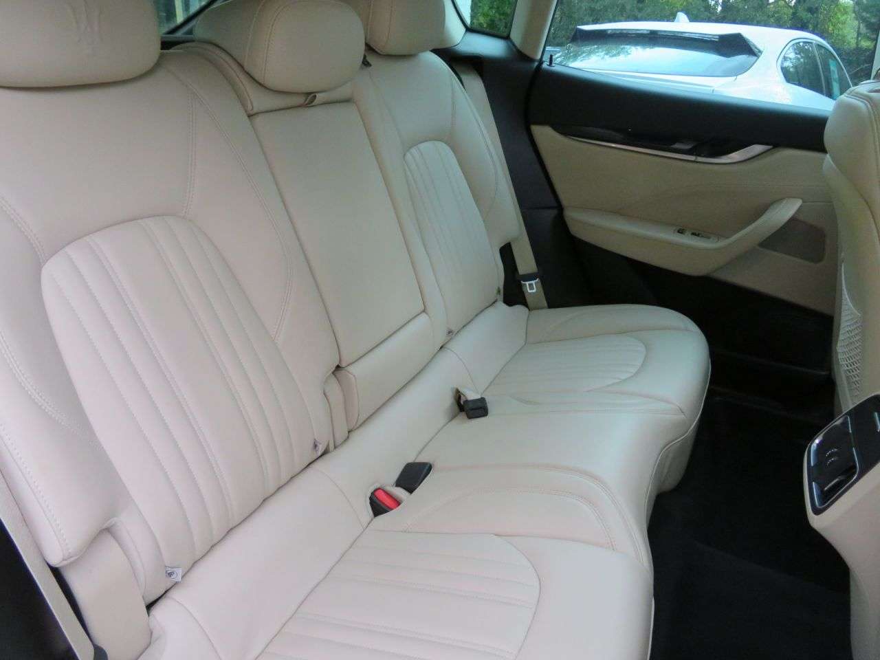 2018 MASERATI LEVANTE 2018 MASERATI LEVANTE