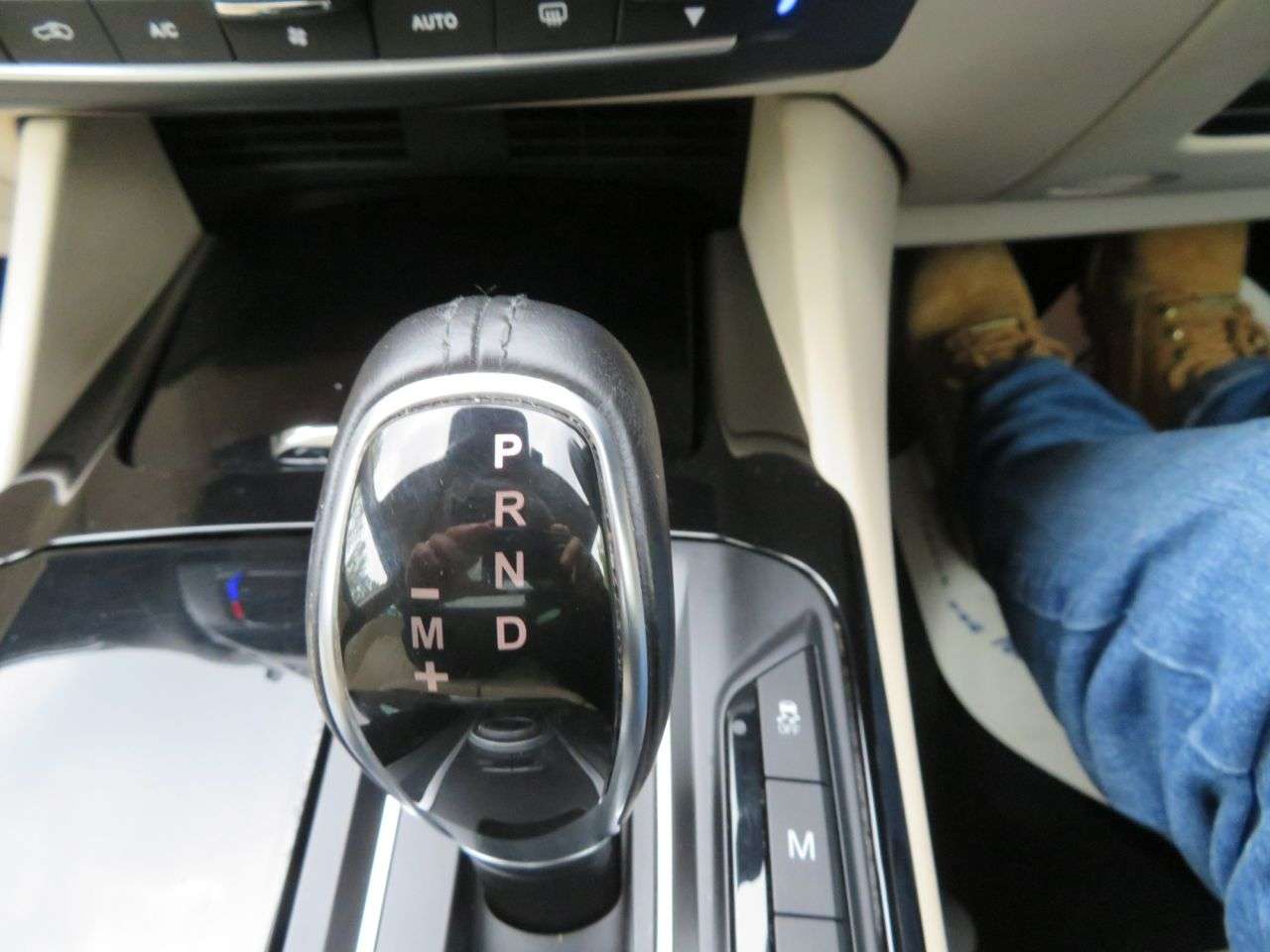 2018 MASERATI LEVANTE 2018 MASERATI LEVANTE