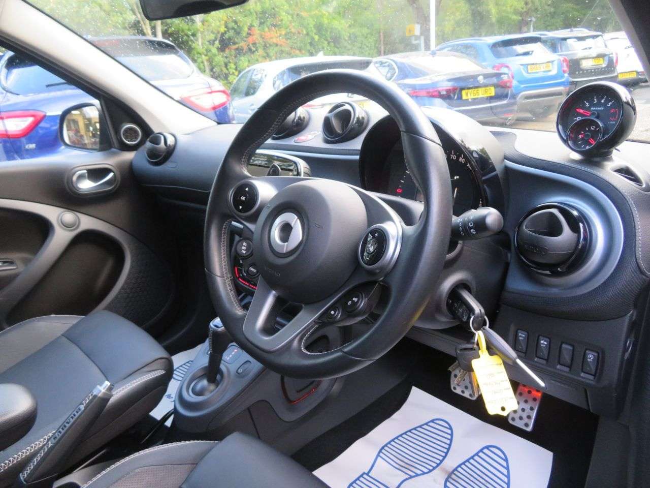 2017 SMART FORFOUR 2017 SMART FORFOUR