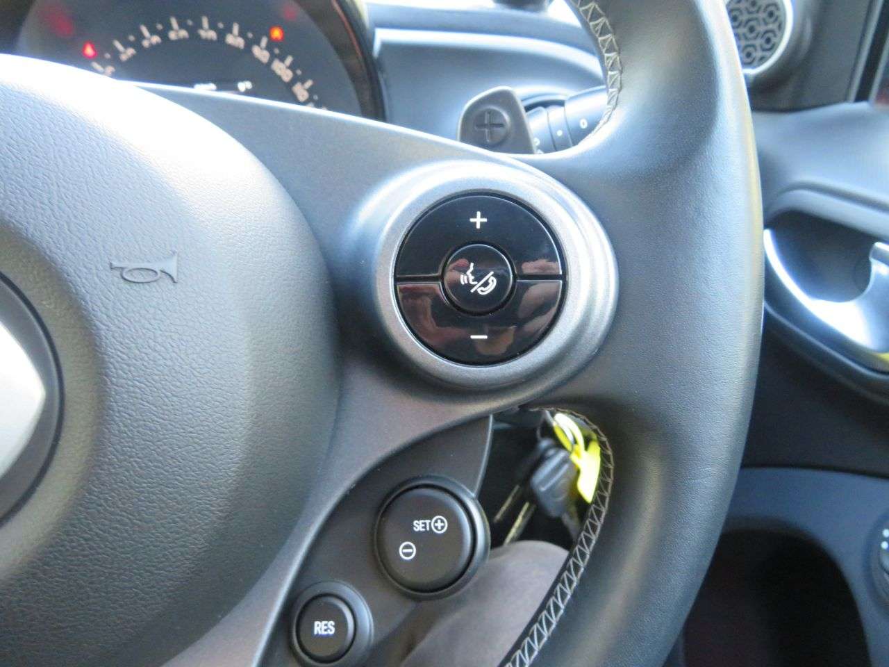 2017 SMART FORFOUR 2017 SMART FORFOUR