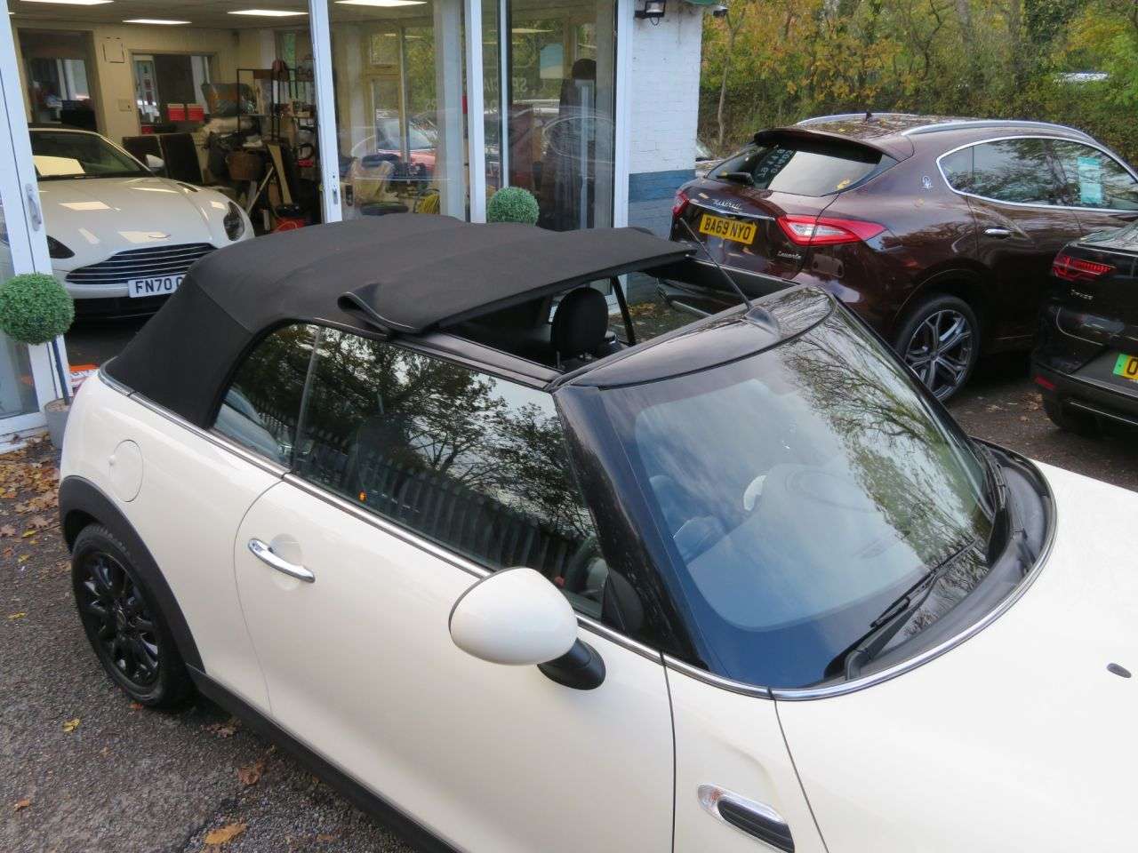 2018 MINI CONVERTIBLE 2018 MINI CONVERTIBLE