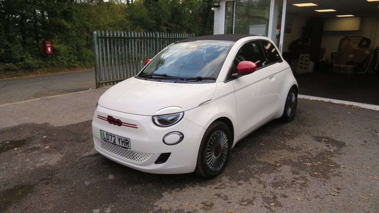 2022 FIAT 500E C 2022 FIAT 500E C