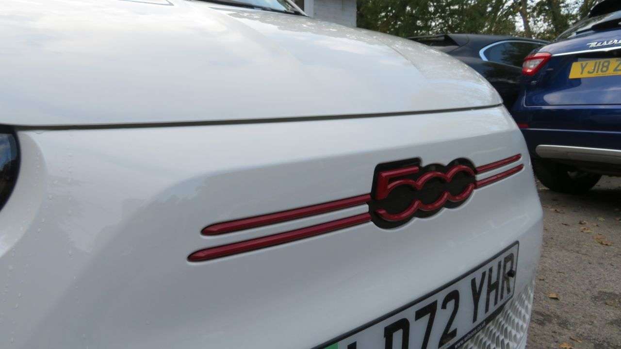 2022 FIAT 500E C 2022 FIAT 500E C