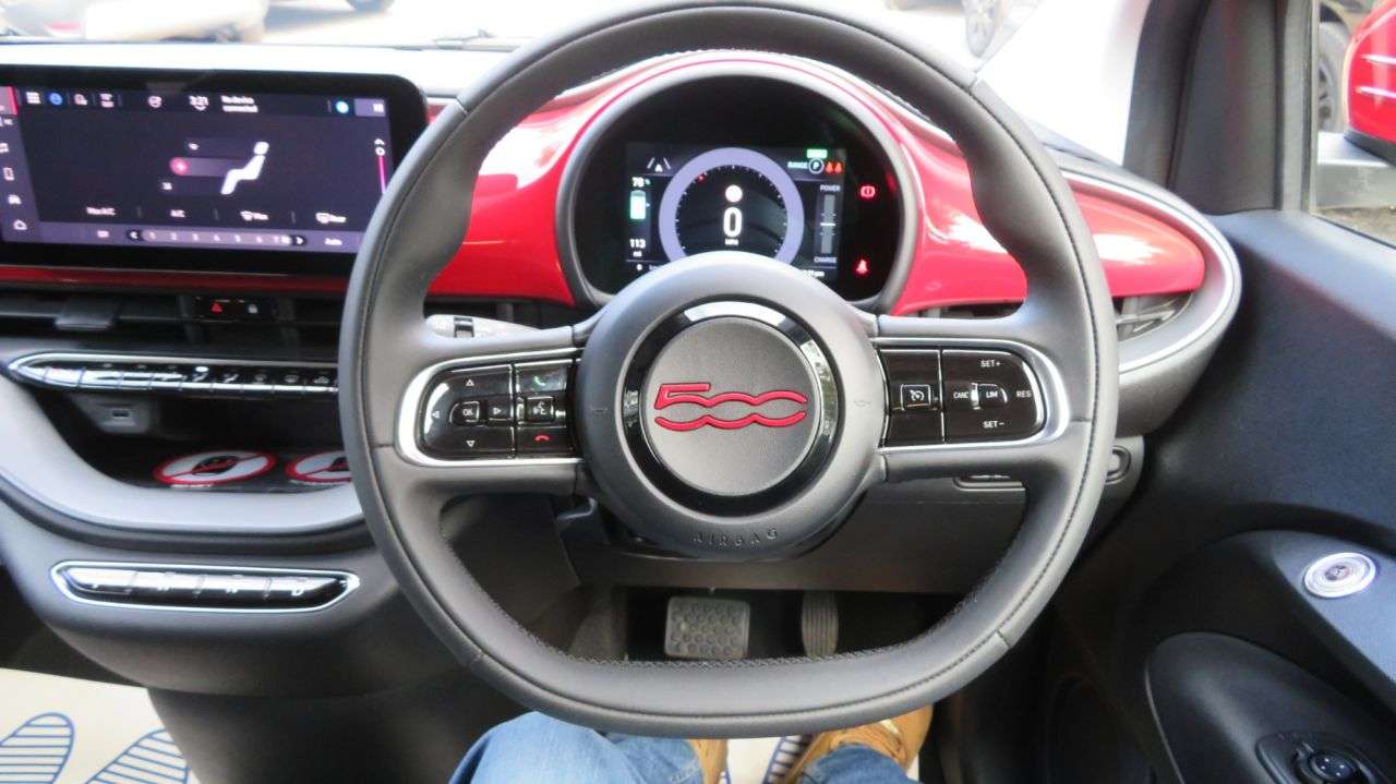 2022 FIAT 500E C 2022 FIAT 500E C