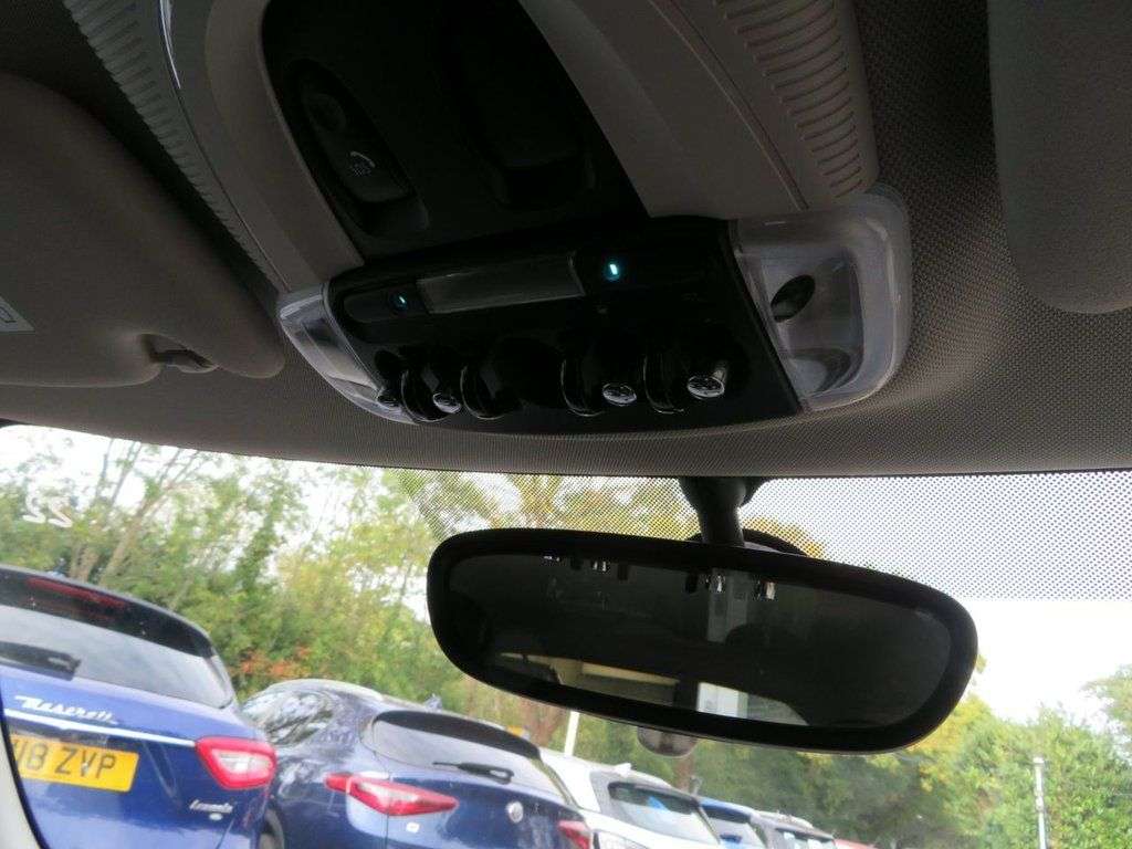 2017 MINI HATCH 2017 MINI HATCH