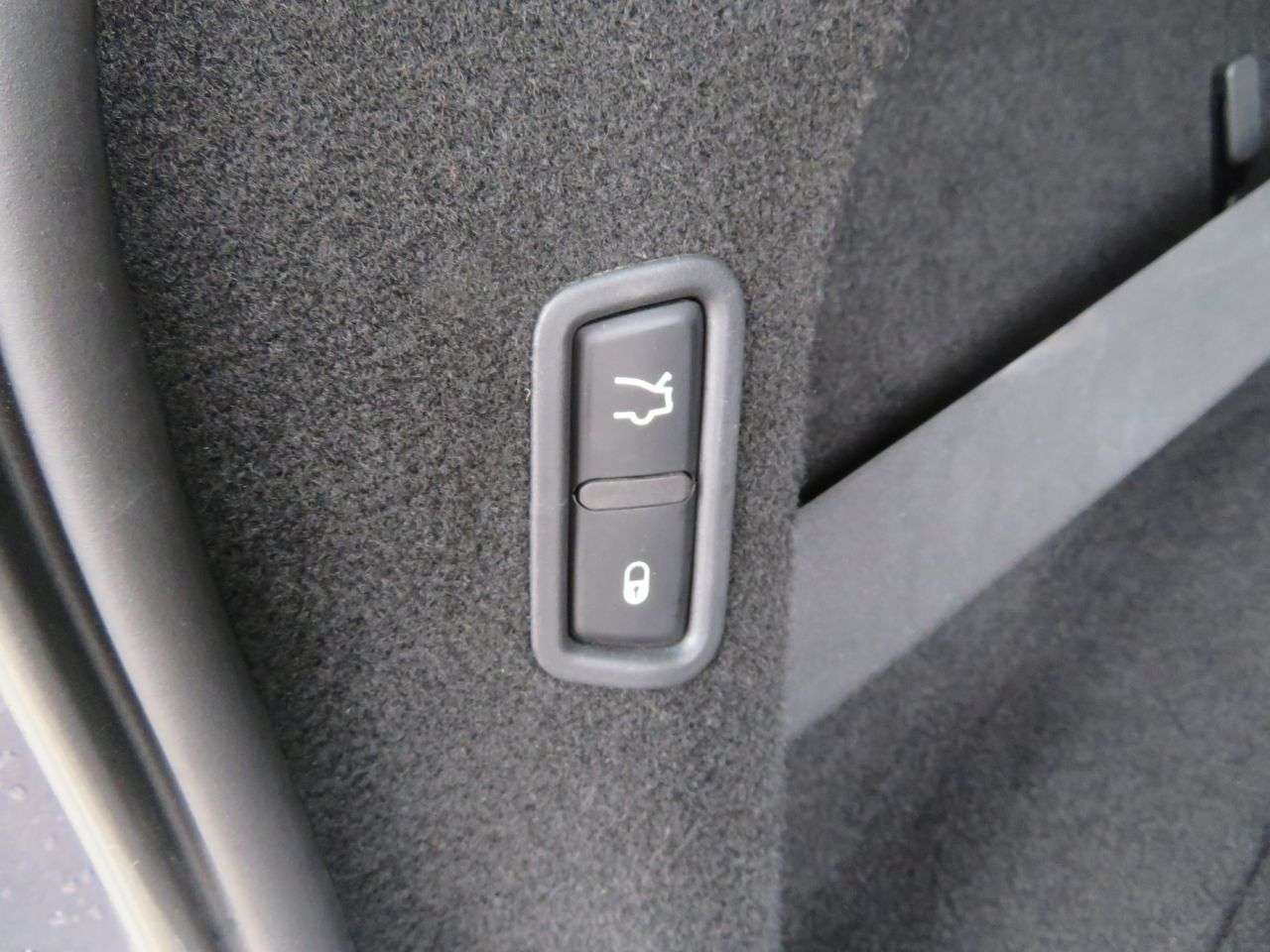 2017 MASERATI LEVANTE 2017 MASERATI LEVANTE