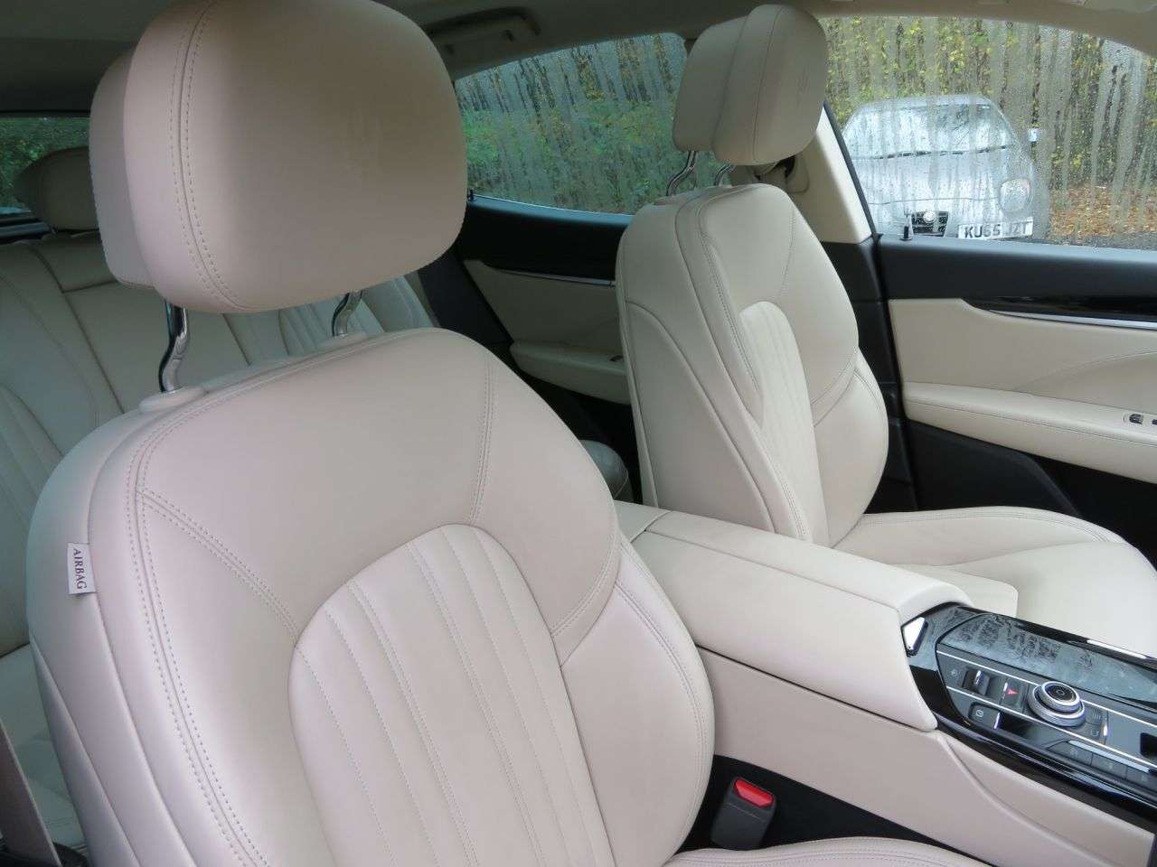 2017 MASERATI LEVANTE 2017 MASERATI LEVANTE