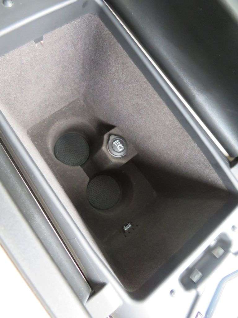 2017 MASERATI LEVANTE 2017 MASERATI LEVANTE