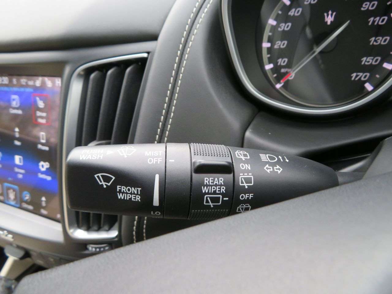 2017 MASERATI LEVANTE 2017 MASERATI LEVANTE