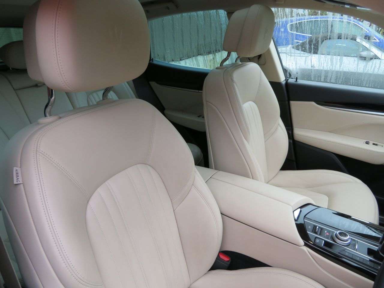 2017 MASERATI LEVANTE 2017 MASERATI LEVANTE