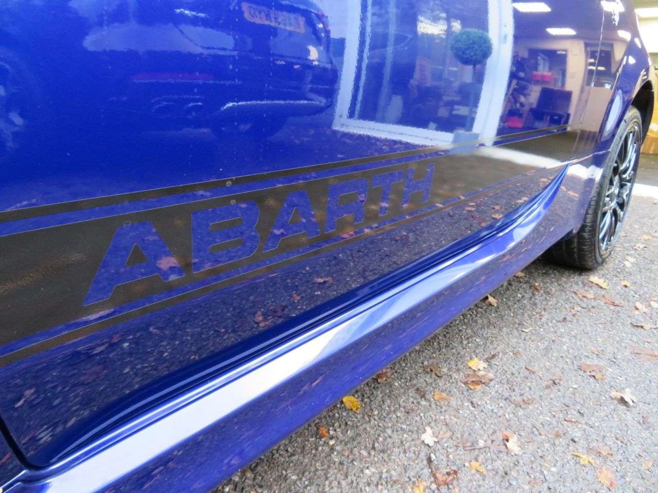 2016 ABARTH 595 2016 ABARTH 595