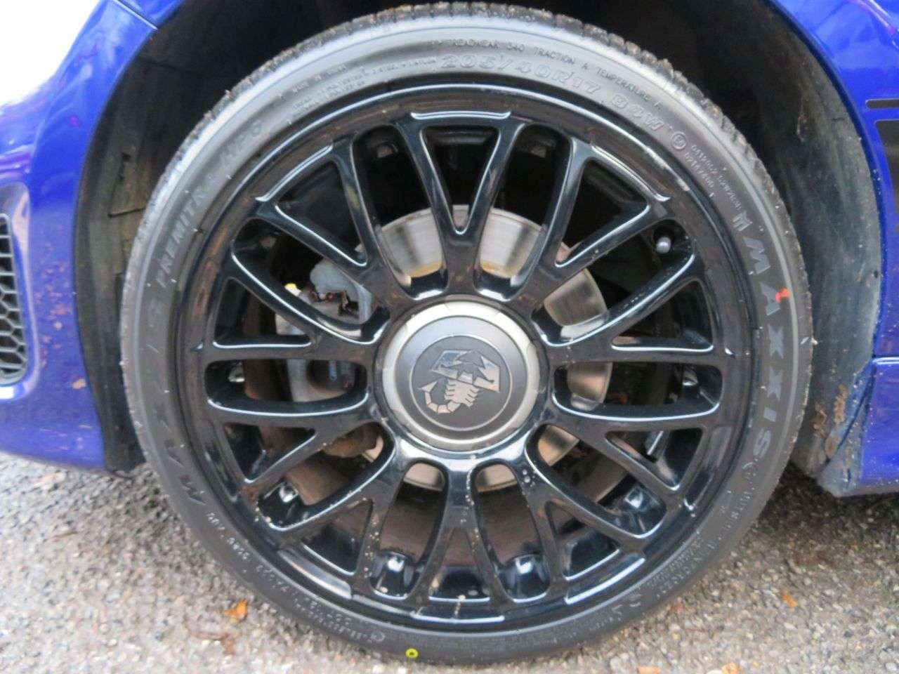 2016 ABARTH 595 2016 ABARTH 595