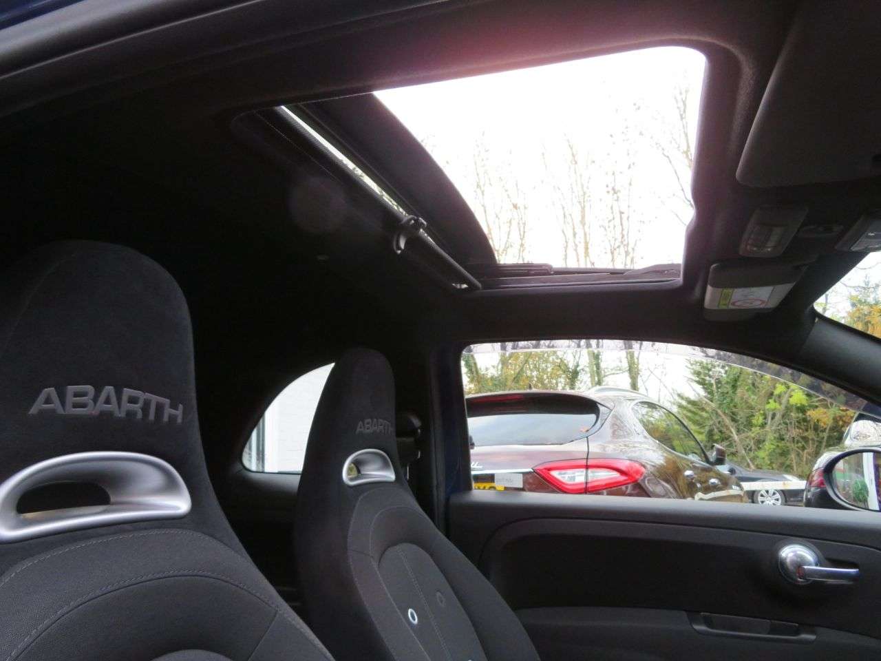 2016 ABARTH 595 2016 ABARTH 595