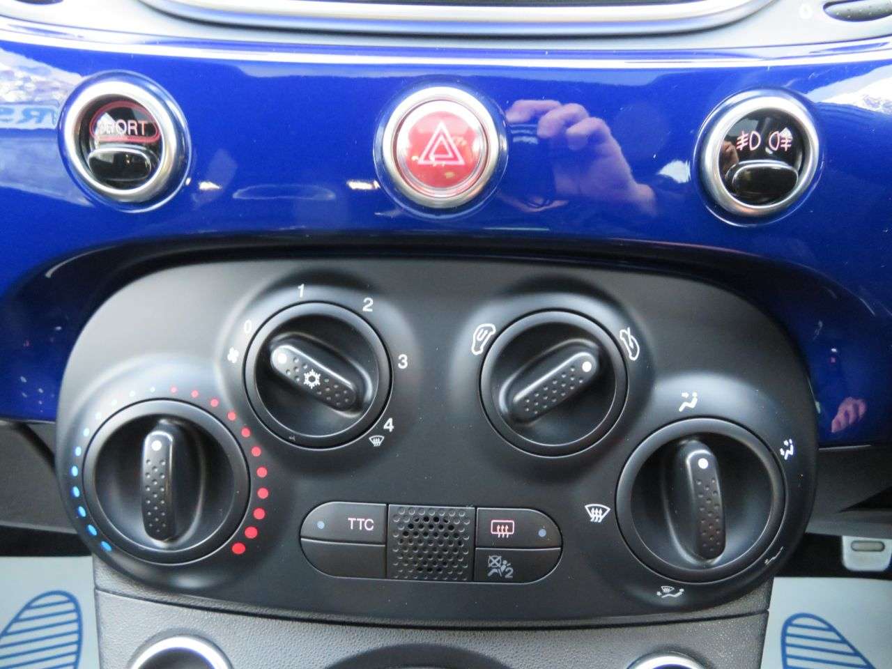 2016 ABARTH 595 2016 ABARTH 595