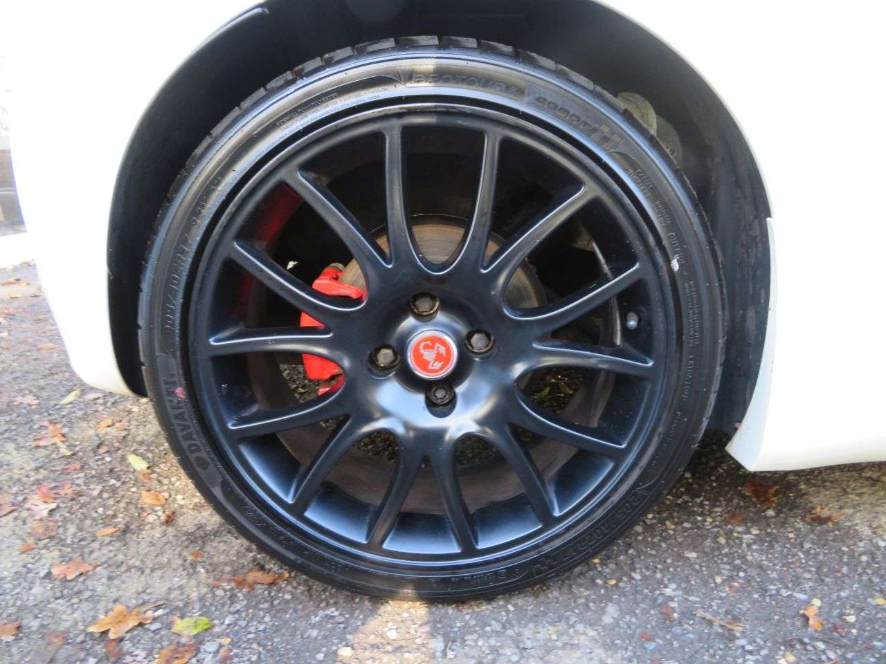 2011 ABARTH 595C 2011 ABARTH 595C