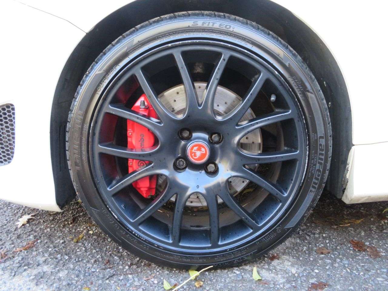 2011 ABARTH 595C 2011 ABARTH 595C