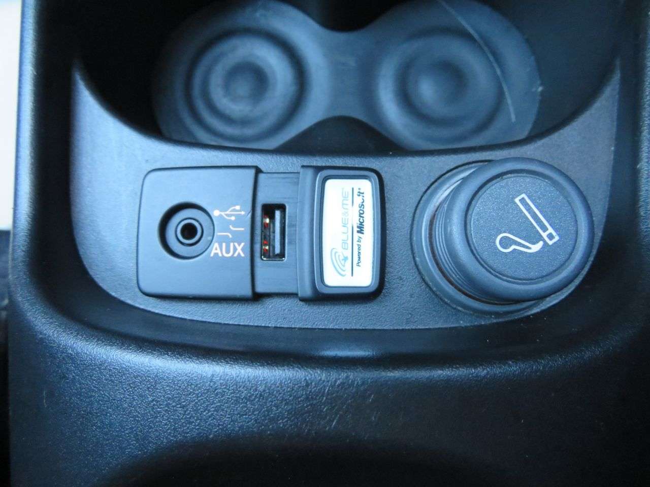 2011 ABARTH 595C 2011 ABARTH 595C