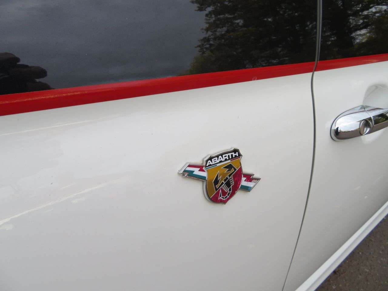 2011 ABARTH 595C 2011 ABARTH 595C