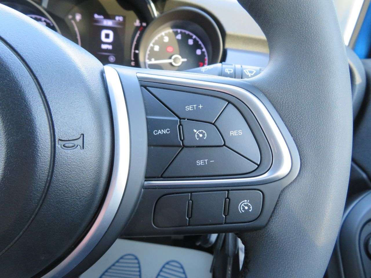 2023 FIAT 500X 2023 FIAT 500X