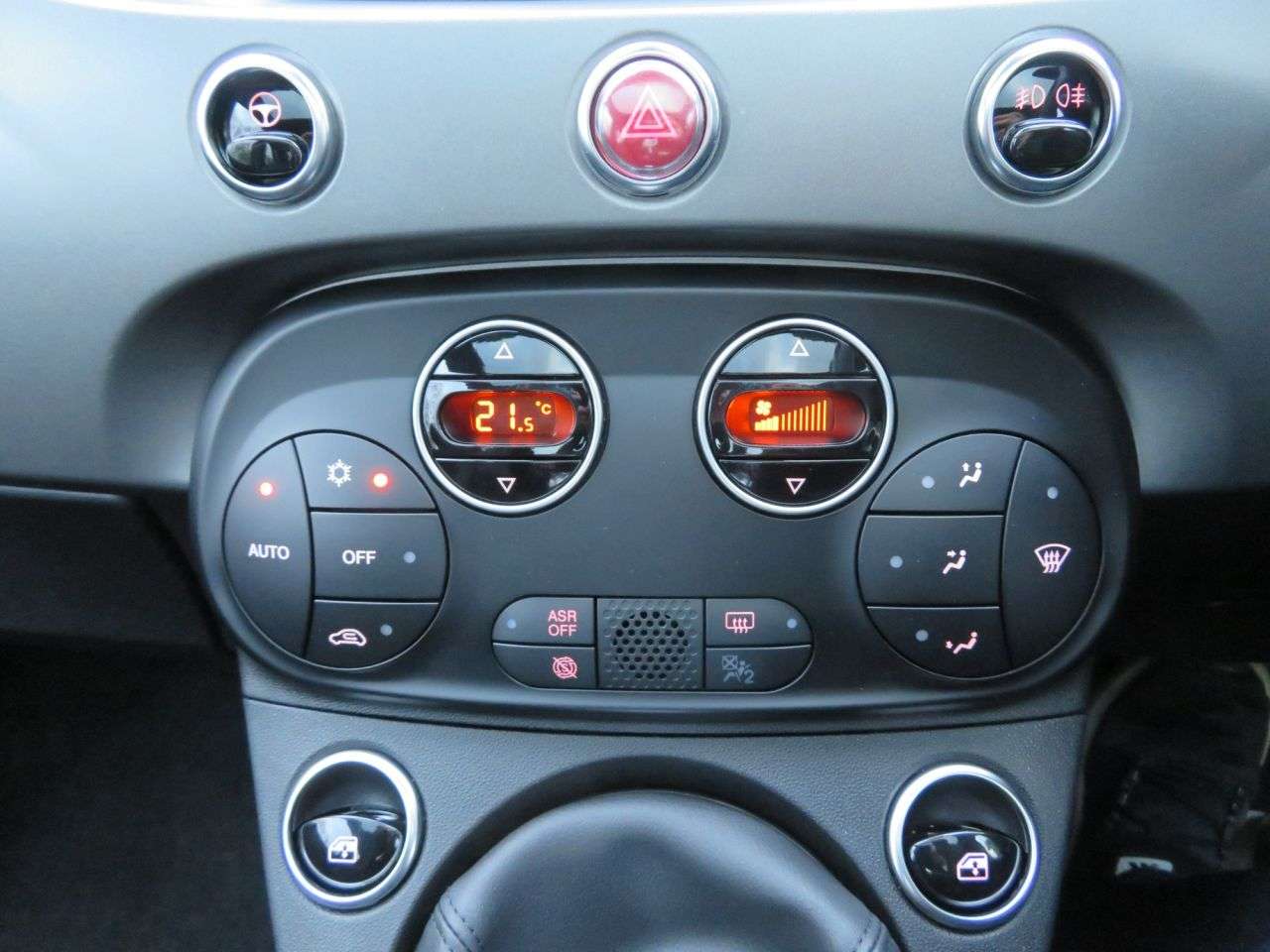 2021 FIAT 500 2021 FIAT 500